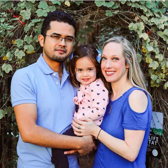 Meet your Posher, Jennifer - Picture 1 of 1